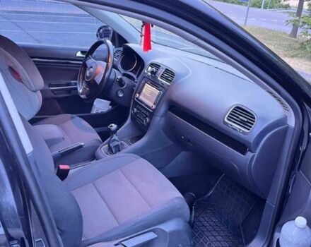 Черный Фольксваген Гольф, объемом двигателя 1.6 л и пробегом 250 тыс. км за 8200 $, фото 1 на Automoto.ua