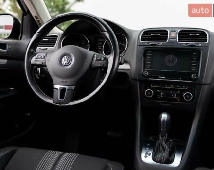 Черный Фольксваген Гольф, объемом двигателя 1.97 л и пробегом 256 тыс. км за 10900 $, фото 18 на Automoto.ua