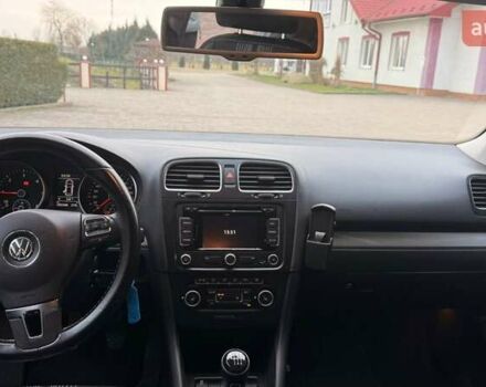 Черный Фольксваген Гольф, объемом двигателя 1.6 л и пробегом 102 тыс. км за 10450 $, фото 16 на Automoto.ua