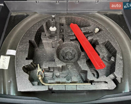 Черный Фольксваген Гольф, объемом двигателя 1.2 л и пробегом 178 тыс. км за 6500 $, фото 34 на Automoto.ua