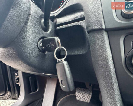 Черный Фольксваген Гольф, объемом двигателя 1.97 л и пробегом 233 тыс. км за 9500 $, фото 59 на Automoto.ua