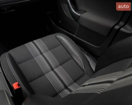 Черный Фольксваген Гольф, объемом двигателя 1.97 л и пробегом 256 тыс. км за 10900 $, фото 36 на Automoto.ua