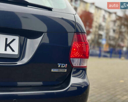 Черный Фольксваген Гольф, объемом двигателя 1.6 л и пробегом 325 тыс. км за 7300 $, фото 11 на Automoto.ua