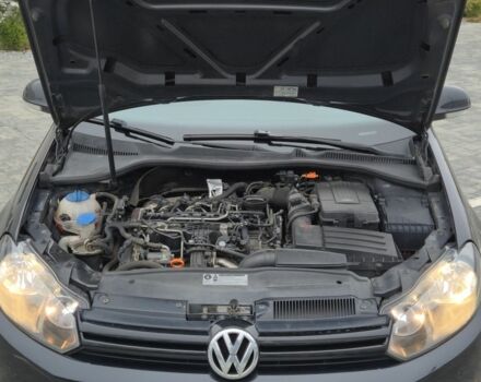 Черный Фольксваген Гольф, объемом двигателя 1.6 л и пробегом 248 тыс. км за 8150 $, фото 8 на Automoto.ua