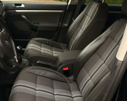 Черный Фольксваген Гольф, объемом двигателя 1.6 л и пробегом 102 тыс. км за 10450 $, фото 22 на Automoto.ua