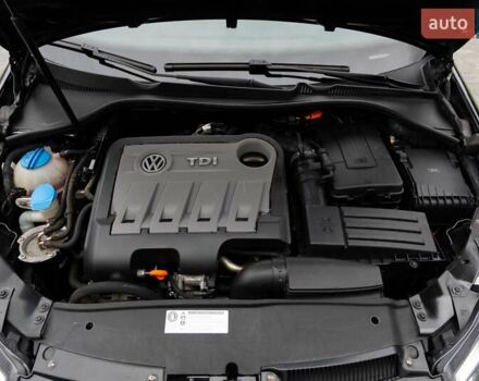 Черный Фольксваген Гольф, объемом двигателя 1.97 л и пробегом 256 тыс. км за 10900 $, фото 43 на Automoto.ua