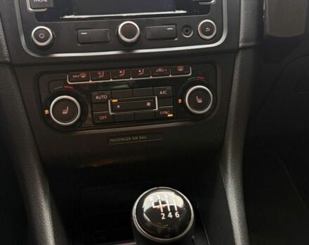 Черный Фольксваген Гольф, объемом двигателя 1.6 л и пробегом 102 тыс. км за 10450 $, фото 20 на Automoto.ua