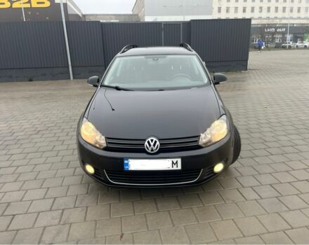 Черный Фольксваген Гольф, объемом двигателя 1.6 л и пробегом 257 тыс. км за 7950 $, фото 1 на Automoto.ua