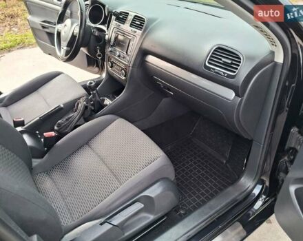 Чорний Фольксваген Гольф, об'ємом двигуна 1.6 л та пробігом 226 тис. км за 8400 $, фото 16 на Automoto.ua