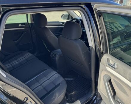 Черный Фольксваген Гольф, объемом двигателя 2 л и пробегом 226 тыс. км за 9500 $, фото 7 на Automoto.ua