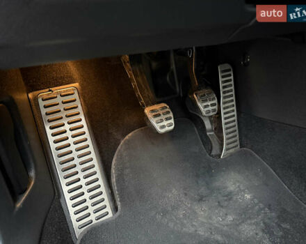 Черный Фольксваген Гольф, объемом двигателя 1.2 л и пробегом 178 тыс. км за 6500 $, фото 22 на Automoto.ua