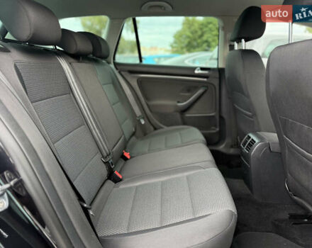 Черный Фольксваген Гольф, объемом двигателя 2 л и пробегом 200 тыс. км за 11900 $, фото 34 на Automoto.ua