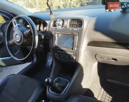 Чорний Фольксваген Гольф, об'ємом двигуна 1.6 л та пробігом 245 тис. км за 8300 $, фото 4 на Automoto.ua