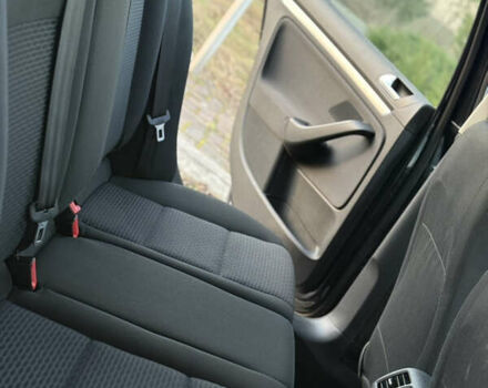 Черный Фольксваген Гольф, объемом двигателя 1.6 л и пробегом 277 тыс. км за 8200 $, фото 61 на Automoto.ua