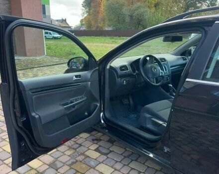 Черный Фольксваген Гольф, объемом двигателя 1.6 л и пробегом 276 тыс. км за 9200 $, фото 3 на Automoto.ua