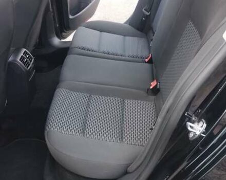 Черный Фольксваген Гольф, объемом двигателя 1.6 л и пробегом 237 тыс. км за 7900 $, фото 18 на Automoto.ua