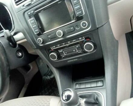 Черный Фольксваген Гольф, объемом двигателя 1.6 л и пробегом 232 тыс. км за 8450 $, фото 9 на Automoto.ua