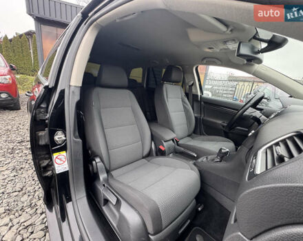 Черный Фольксваген Гольф, объемом двигателя 1.97 л и пробегом 233 тыс. км за 9999 $, фото 30 на Automoto.ua