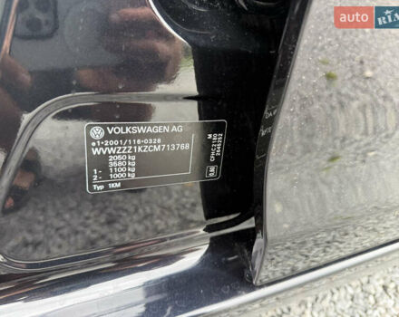 Черный Фольксваген Гольф, объемом двигателя 2 л и пробегом 200 тыс. км за 11900 $, фото 26 на Automoto.ua