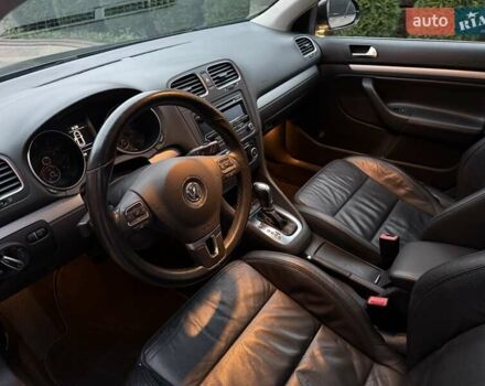 Чорний Фольксваген Гольф, об'ємом двигуна 1.39 л та пробігом 186 тис. км за 8200 $, фото 39 на Automoto.ua