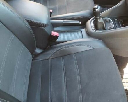 Чорний Фольксваген Гольф, об'ємом двигуна 1.6 л та пробігом 245 тис. км за 8300 $, фото 3 на Automoto.ua