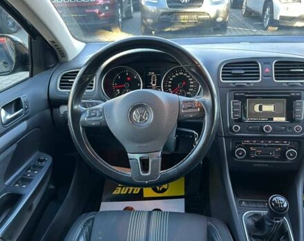 Черный Фольксваген Гольф, объемом двигателя 1.6 л и пробегом 250 тыс. км за 6000 $, фото 18 на Automoto.ua