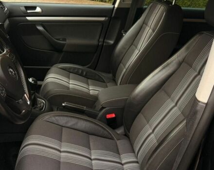 Черный Фольксваген Гольф, объемом двигателя 1.6 л и пробегом 102 тыс. км за 10450 $, фото 22 на Automoto.ua