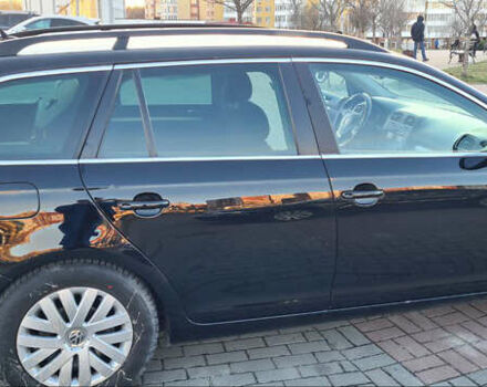 Черный Фольксваген Гольф, объемом двигателя 1.4 л и пробегом 195 тыс. км за 8000 $, фото 21 на Automoto.ua