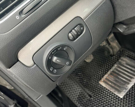 Черный Фольксваген Гольф, объемом двигателя 1.6 л и пробегом 330 тыс. км за 7650 $, фото 7 на Automoto.ua