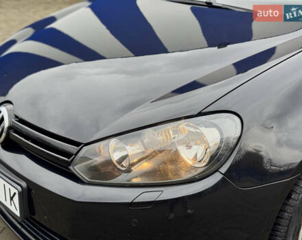 Черный Фольксваген Гольф, объемом двигателя 1.6 л и пробегом 325 тыс. км за 7300 $, фото 7 на Automoto.ua