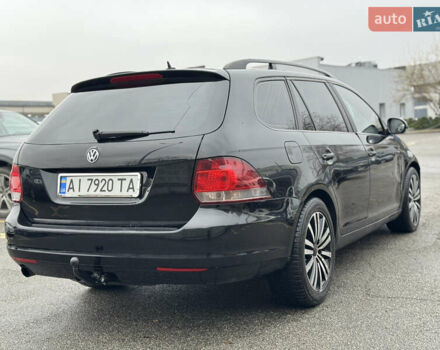 Черный Фольксваген Гольф, объемом двигателя 1.6 л и пробегом 284 тыс. км за 5900 $, фото 4 на Automoto.ua