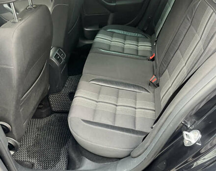 Черный Фольксваген Гольф, объемом двигателя 1.6 л и пробегом 330 тыс. км за 7650 $, фото 8 на Automoto.ua