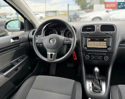 Черный Фольксваген Гольф, объемом двигателя 2 л и пробегом 200 тыс. км за 11900 $, фото 18 на Automoto.ua