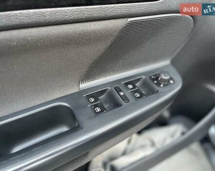 Черный Фольксваген Гольф, объемом двигателя 1.6 л и пробегом 212 тыс. км за 7250 $, фото 9 на Automoto.ua