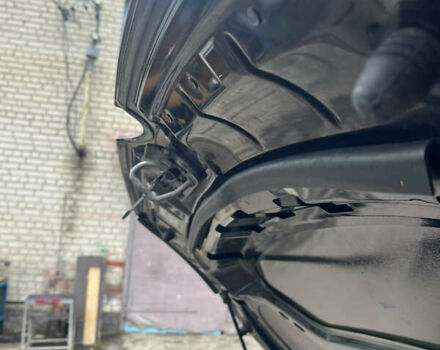 Черный Фольксваген Гольф, объемом двигателя 1.6 л и пробегом 330 тыс. км за 7650 $, фото 10 на Automoto.ua