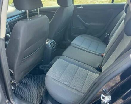 Черный Фольксваген Гольф, объемом двигателя 1.6 л и пробегом 276 тыс. км за 9200 $, фото 27 на Automoto.ua