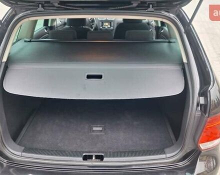 Черный Фольксваген Гольф, объемом двигателя 1.2 л и пробегом 209 тыс. км за 7650 $, фото 29 на Automoto.ua