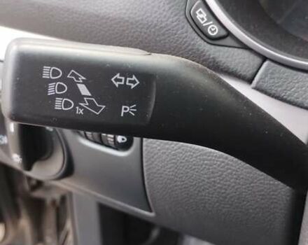 Черный Фольксваген Гольф, объемом двигателя 1.6 л и пробегом 237 тыс. км за 7900 $, фото 15 на Automoto.ua