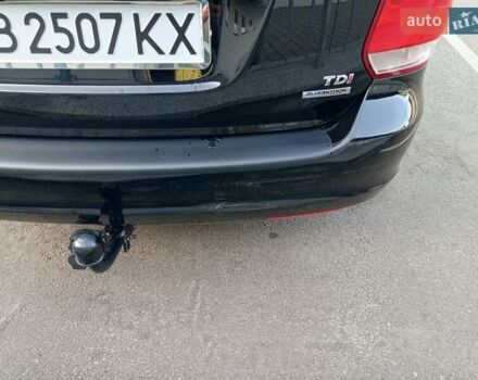 Черный Фольксваген Гольф, объемом двигателя 1.6 л и пробегом 260 тыс. км за 8500 $, фото 4 на Automoto.ua