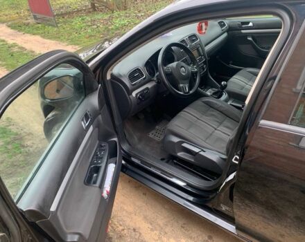 Черный Фольксваген Гольф, объемом двигателя 2 л и пробегом 298 тыс. км за 7350 $, фото 6 на Automoto.ua