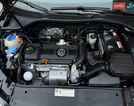 Чорний Фольксваген Гольф, об'ємом двигуна 1.39 л та пробігом 186 тис. км за 8200 $, фото 49 на Automoto.ua