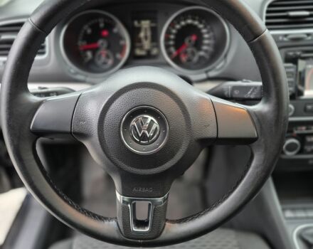Черный Фольксваген Гольф, объемом двигателя 1.6 л и пробегом 248 тыс. км за 8150 $, фото 9 на Automoto.ua