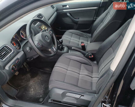 Чорний Фольксваген Гольф, об'ємом двигуна 0 л та пробігом 237 тис. км за 8600 $, фото 10 на Automoto.ua