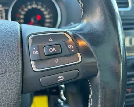 Черный Фольксваген Гольф, объемом двигателя 1.6 л и пробегом 250 тыс. км за 6000 $, фото 13 на Automoto.ua