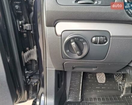 Чорний Фольксваген Гольф, об'ємом двигуна 1.6 л та пробігом 226 тис. км за 8400 $, фото 22 на Automoto.ua