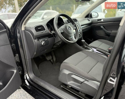 Черный Фольксваген Гольф, объемом двигателя 2 л и пробегом 200 тыс. км за 11900 $, фото 21 на Automoto.ua