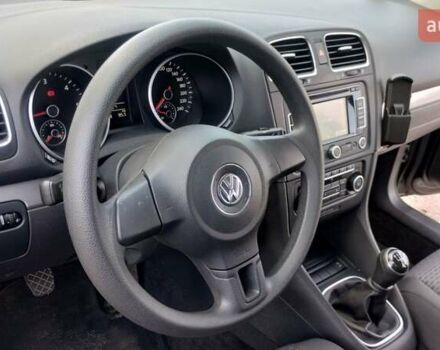 Черный Фольксваген Гольф, объемом двигателя 1.6 л и пробегом 237 тыс. км за 7900 $, фото 11 на Automoto.ua