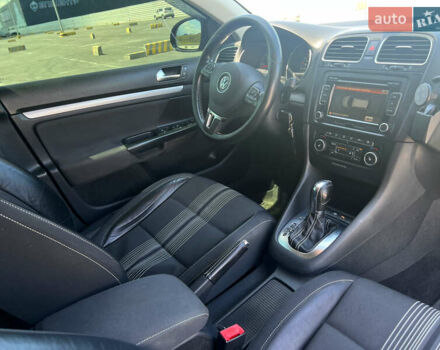 Черный Фольксваген Гольф, объемом двигателя 1.97 л и пробегом 295 тыс. км за 10499 $, фото 10 на Automoto.ua