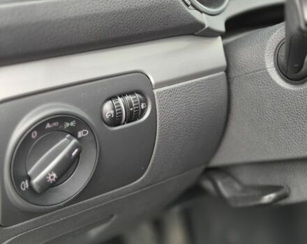 Черный Фольксваген Гольф, объемом двигателя 1.6 л и пробегом 248 тыс. км за 8150 $, фото 10 на Automoto.ua