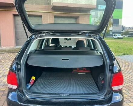 Черный Фольксваген Гольф, объемом двигателя 1.6 л и пробегом 276 тыс. км за 9200 $, фото 30 на Automoto.ua